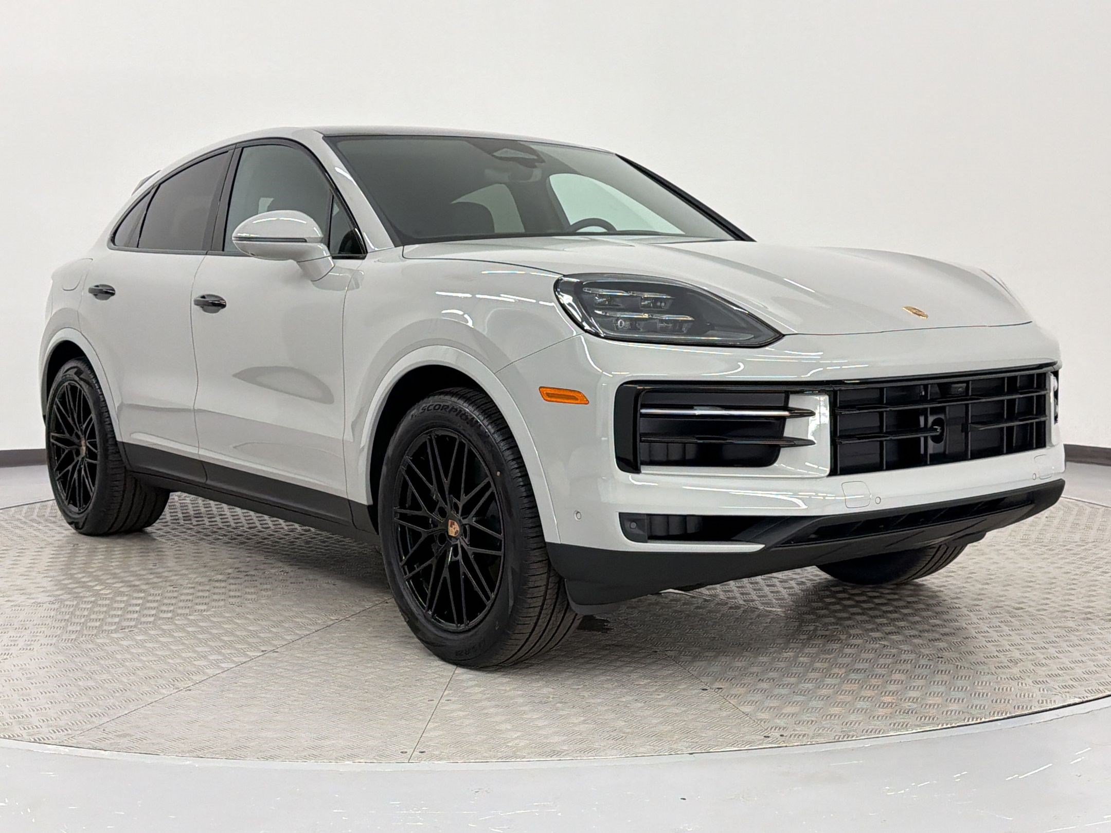 New 2026 Porsche Cayenne Coupe AWD/4WD image 7