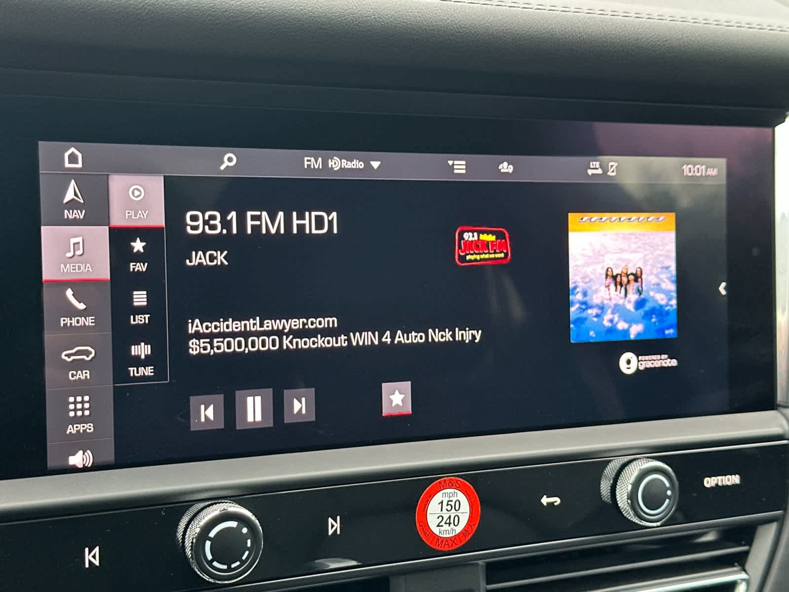 Certified 2025 Porsche Macan GTS AWD/4WD image 19