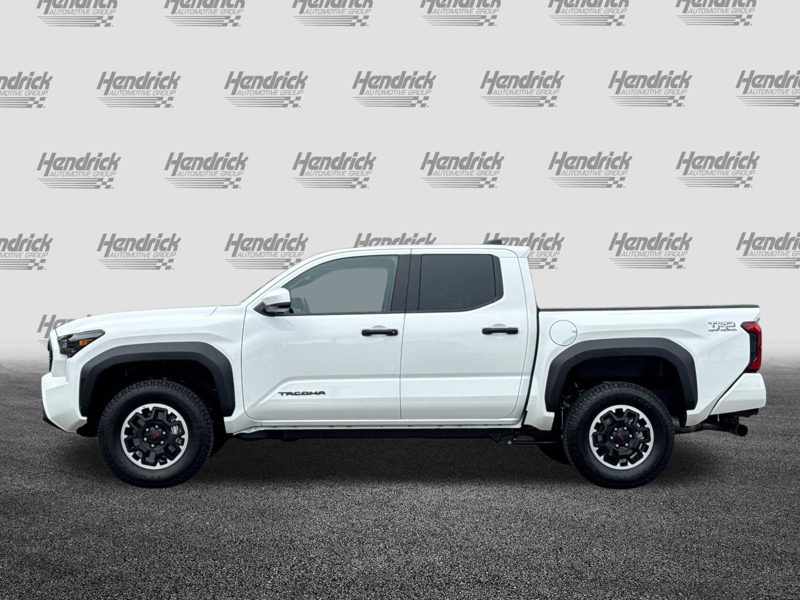 Used 2025 Toyota Tacoma TRD Off-Road image 8