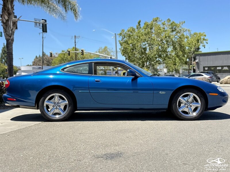 Used 1998 Jaguar XK8 Coupe RWD image 5