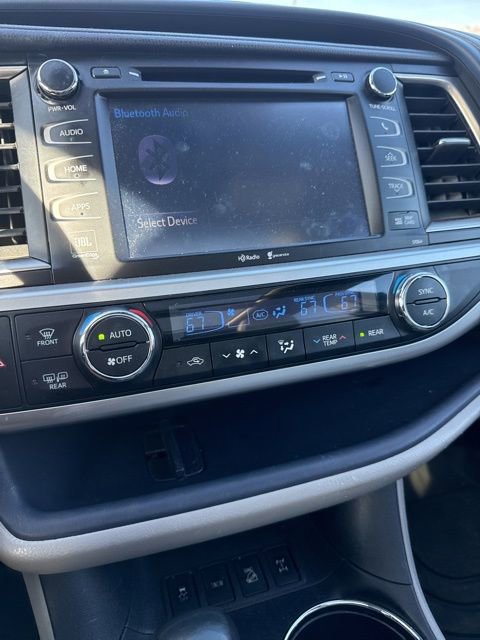 Used 2015 Toyota Highlander Limited Platinum image 20