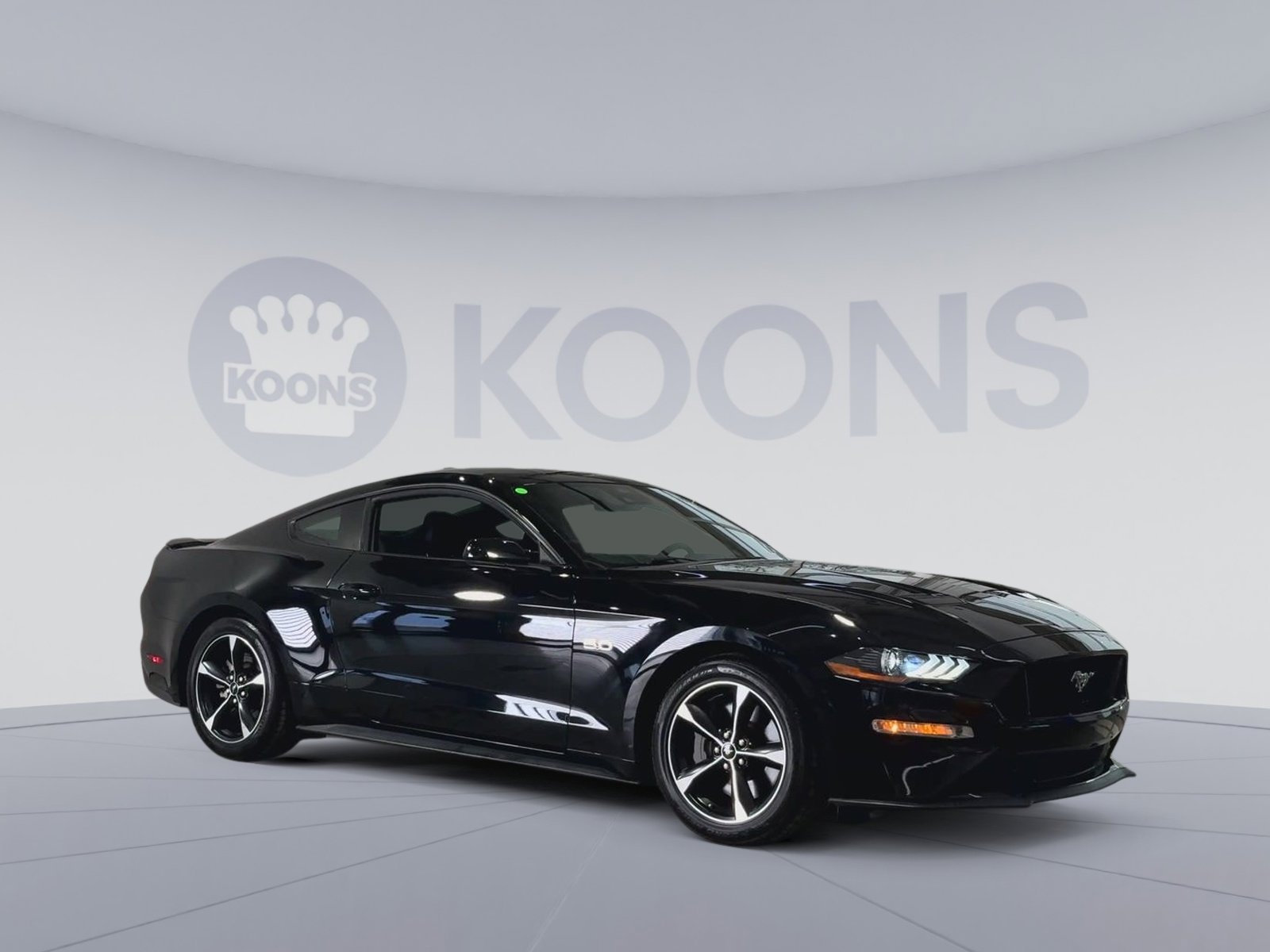 Used 2022 Ford Mustang GT image 2