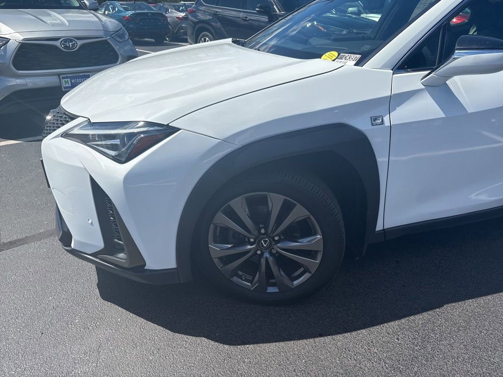Used 2021 Lexus UX 250h F Sport w/ F Sport Premium Package AWD/4WD image 2