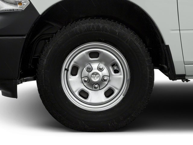 Used 2017 RAM 1500 Express AWD/4WD image 14