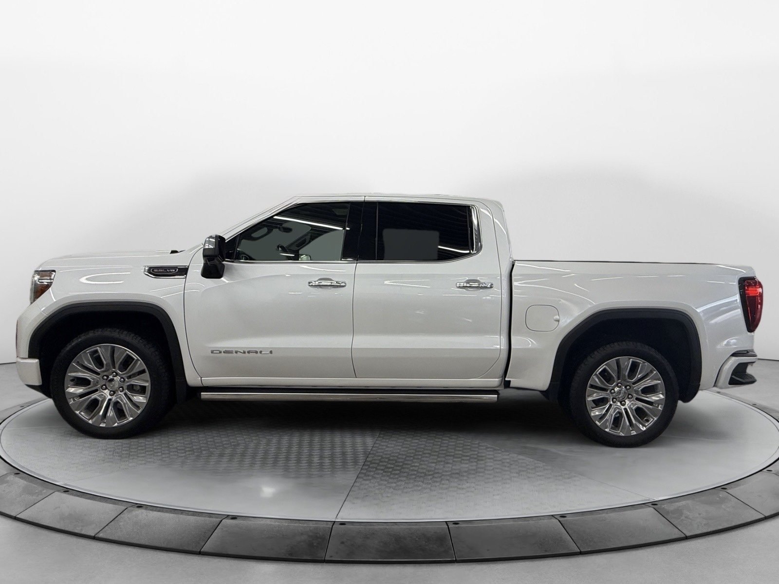 Used 2021 GMC Sierra 1500 Denali w/ Denali Ultimate Package AWD/4WD image 3