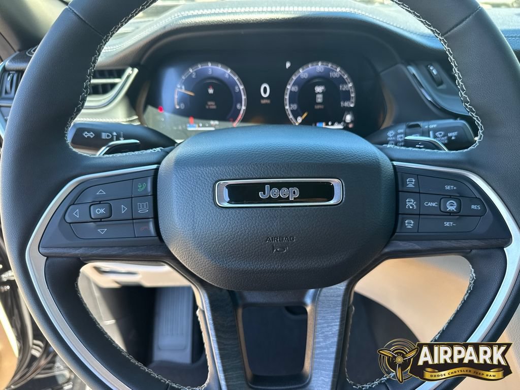 New 2026 Jeep Grand Cherokee Limited w/ Luxury Tech Group II AWD/4WD image 21