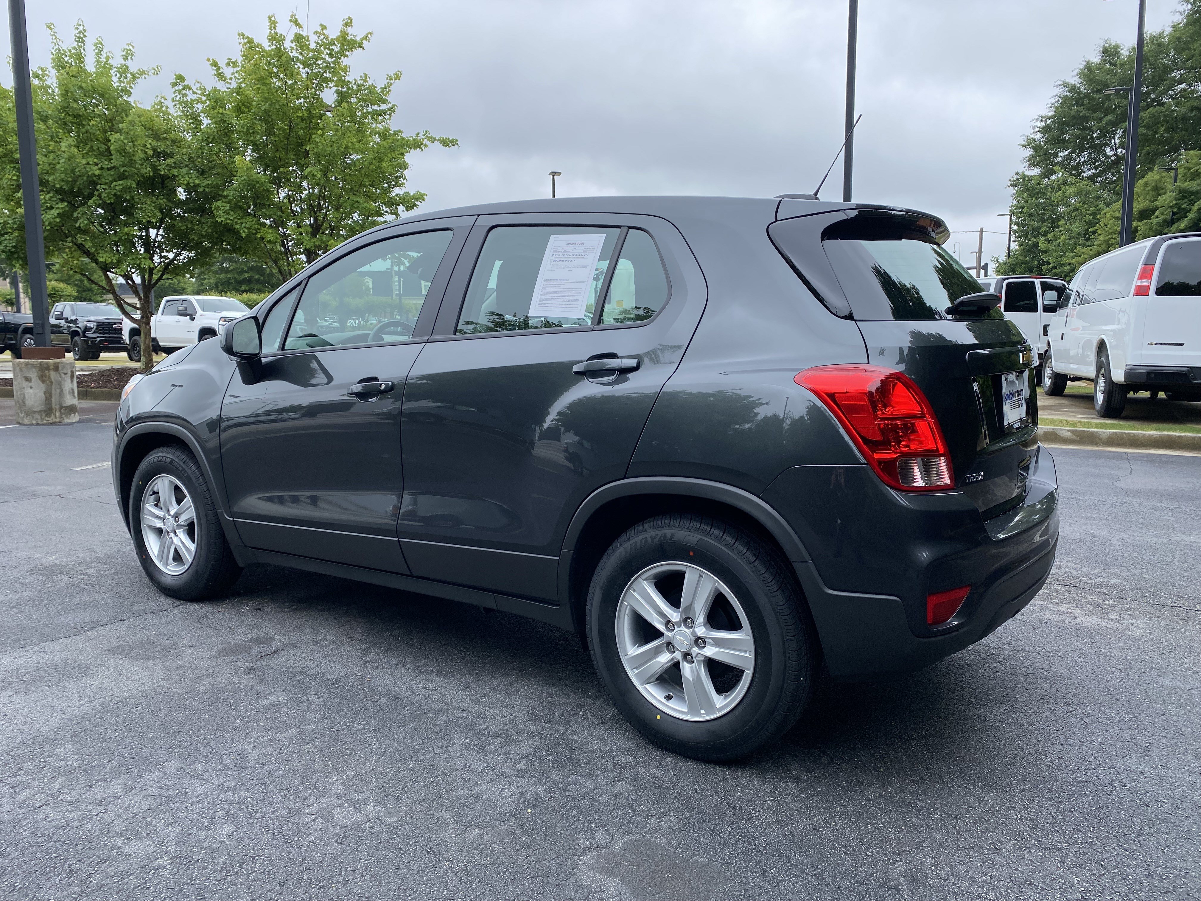 Used 2020 Chevrolet Trax LS FWD image 44
