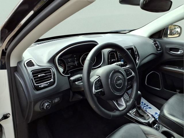 Used 2019 Jeep Compass Limited AWD/4WD image 12