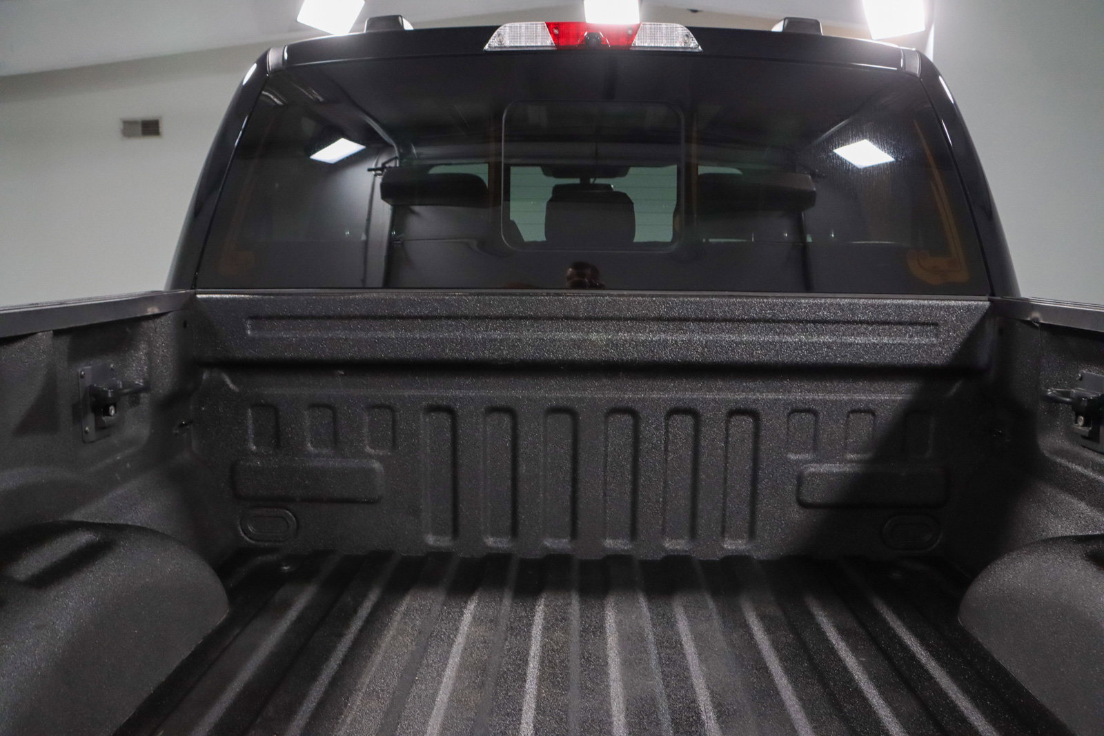 Used 2021 Ford F150 Lariat w/ Equipment Group 502A High image 31