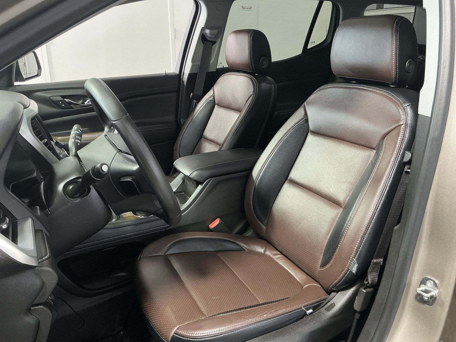 Used 2022 GMC Acadia SLE w/ Driver Convenience Package AWD/4WD image 14