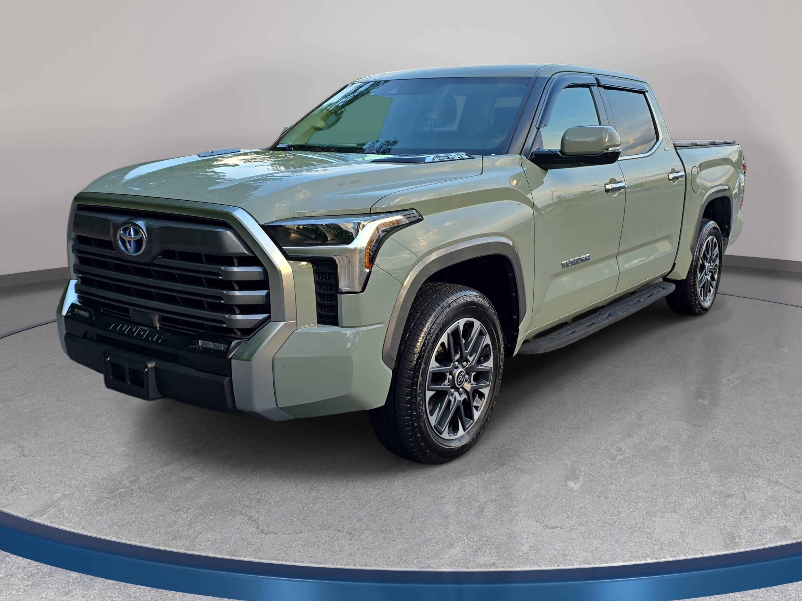 Used 2024 Toyota Tundra Limited w/ Power Package AWD/4WD image 1