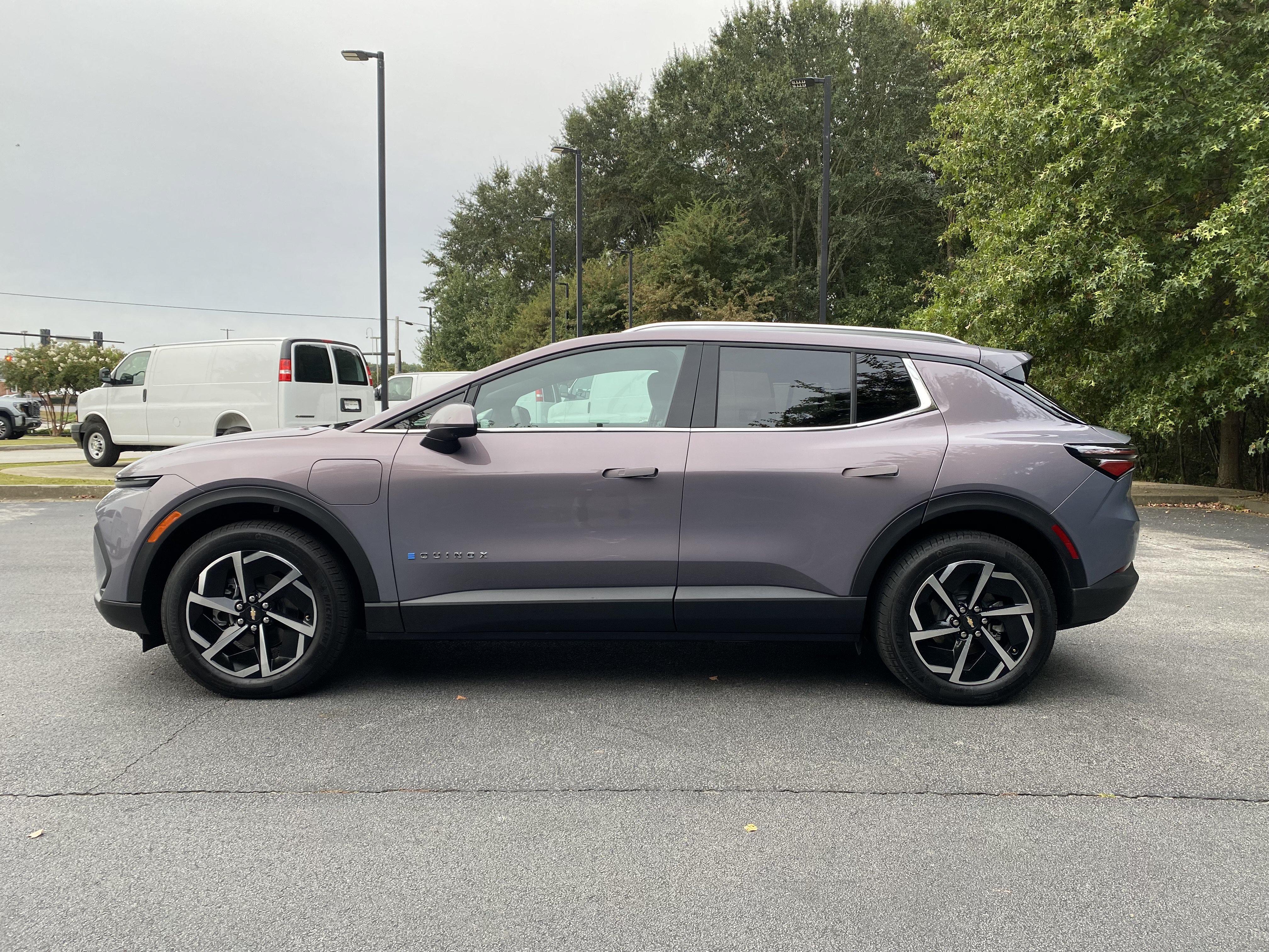 New 2026 Chevrolet Equinox EV LT AWD/4WD image 6