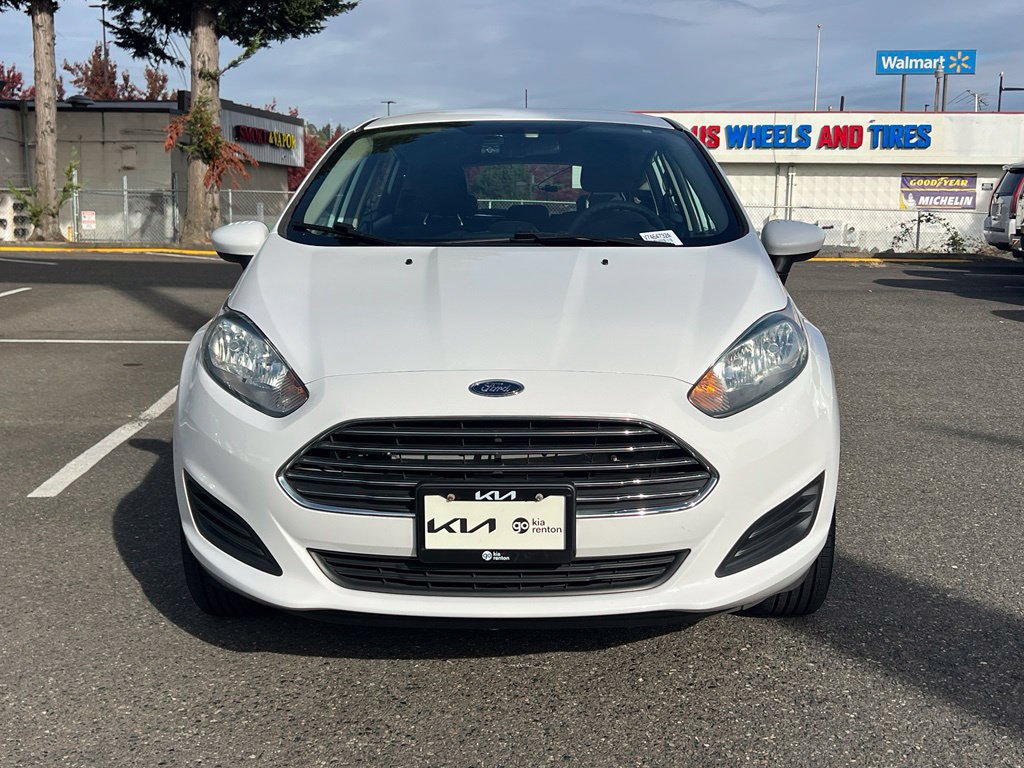 Used 2018 Ford Fiesta SE FWD image 4