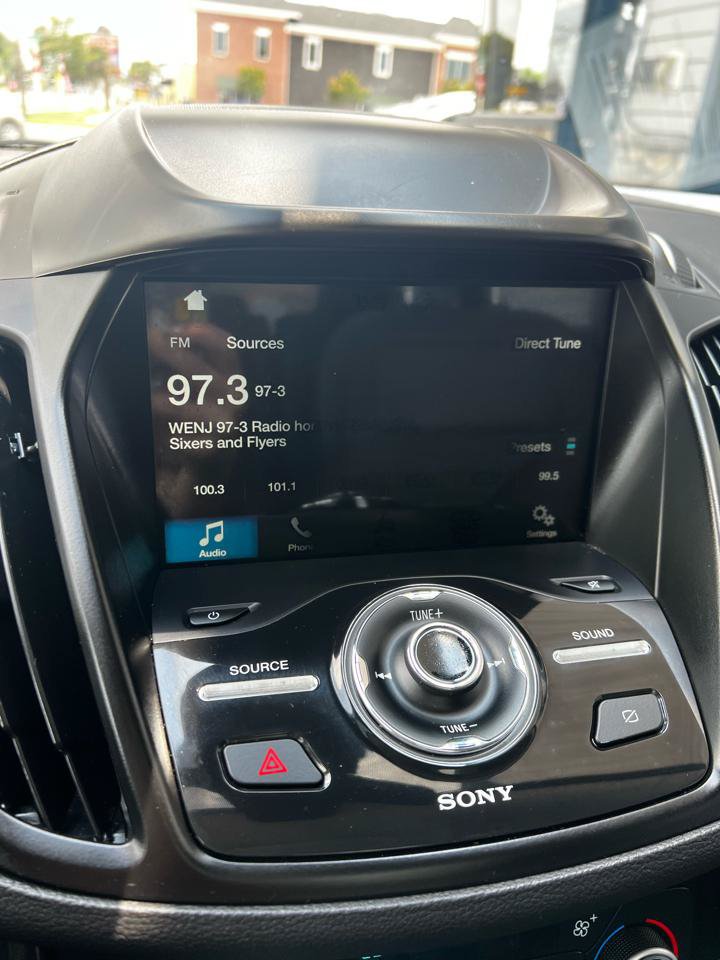 Used 2019 Ford Escape Titanium AWD/4WD image 22