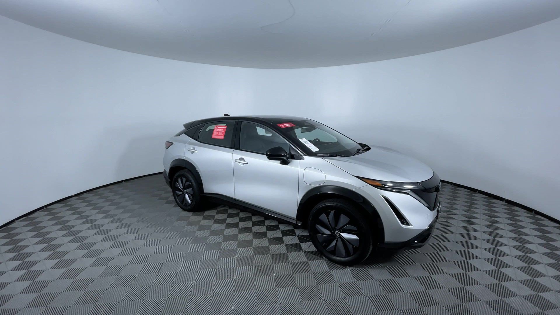 Certified 2023 Nissan Ariya AWD image 2