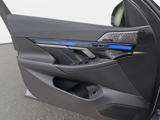 Used 2024 BMW i5 M60 w/ Premium Package AWD/4WD image 24