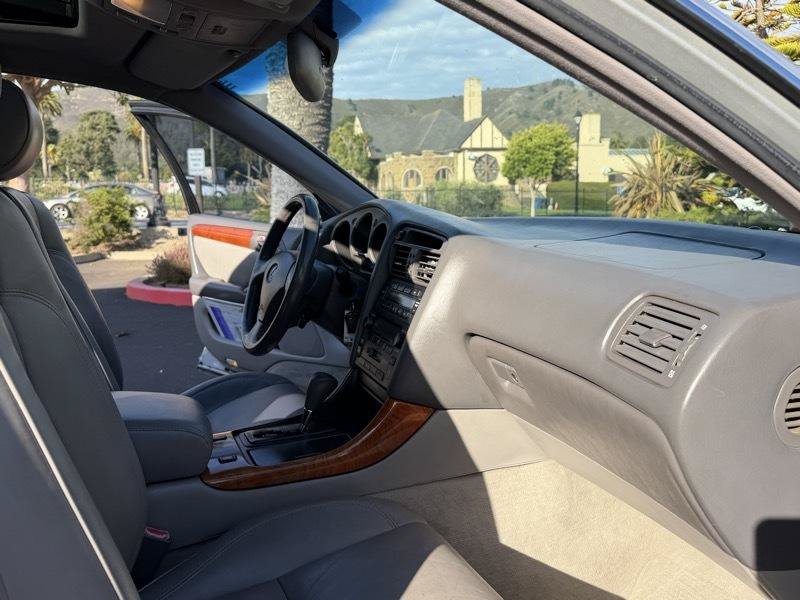 Used 1999 Lexus GS 300 w/ Premium Pkg RWD image 43
