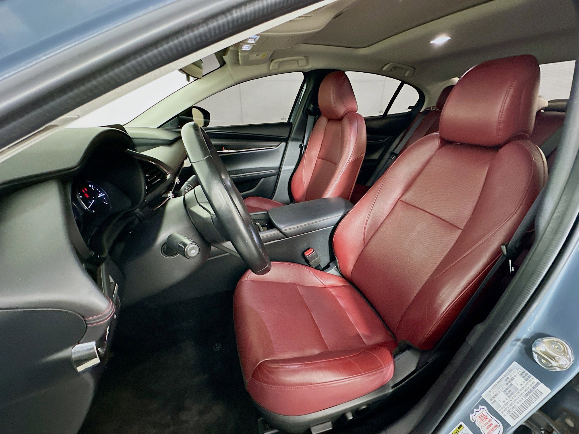 Used 2023 MAZDA MAZDA3 s image 13