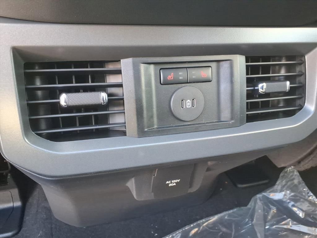 New 2026 Ford F250 Lariat w/ Lariat Premium Package image 16