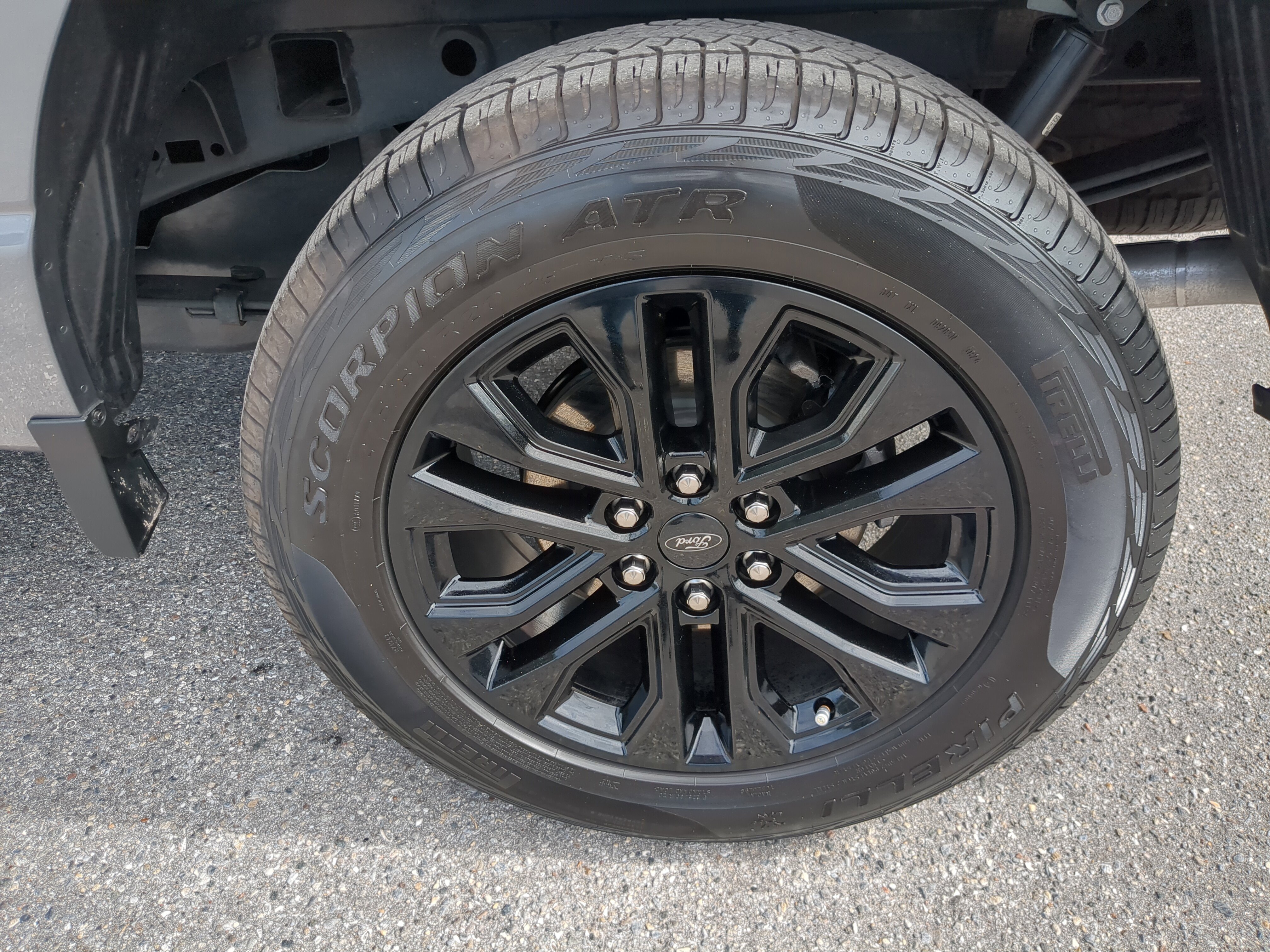 Used 2025 Ford F150 XLT w/ Equipment Group 302A MID image 34