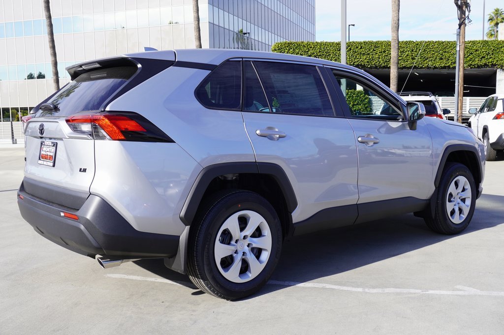 New 2025 Toyota RAV4 LE image 4