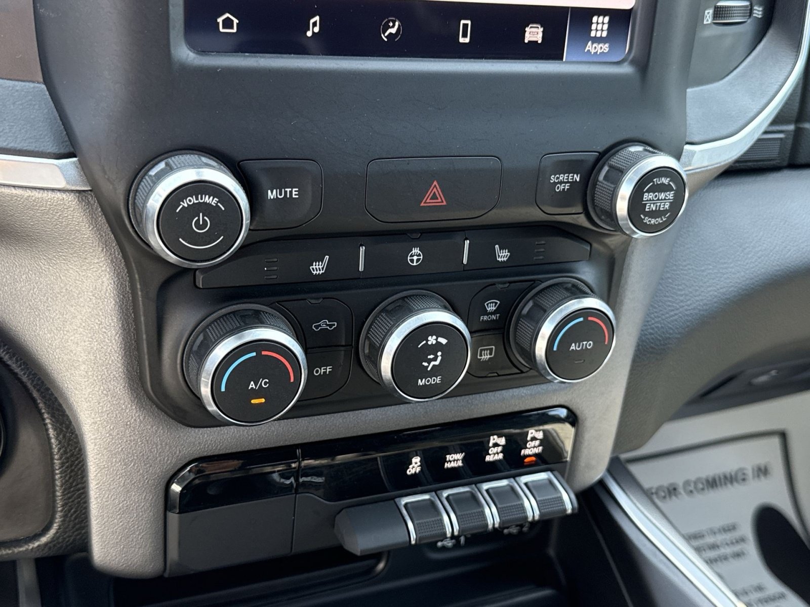 Used 2022 RAM 1500 Big Horn AWD/4WD image 20