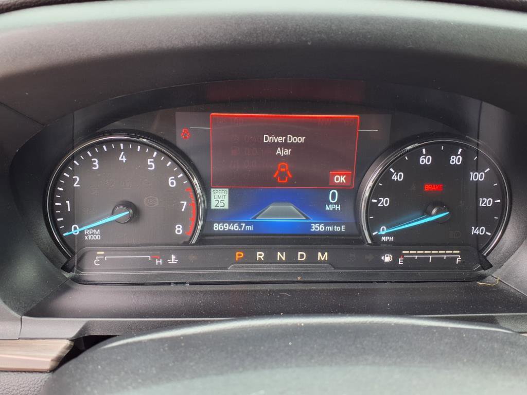 Used 2021 Ford Explorer Limited w/ Hybrid Equipment Group 310A image 8