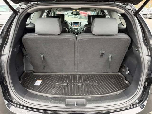 Used 2015 Hyundai Santa Fe Limited w/ Option Group 04 AWD/4WD image 16