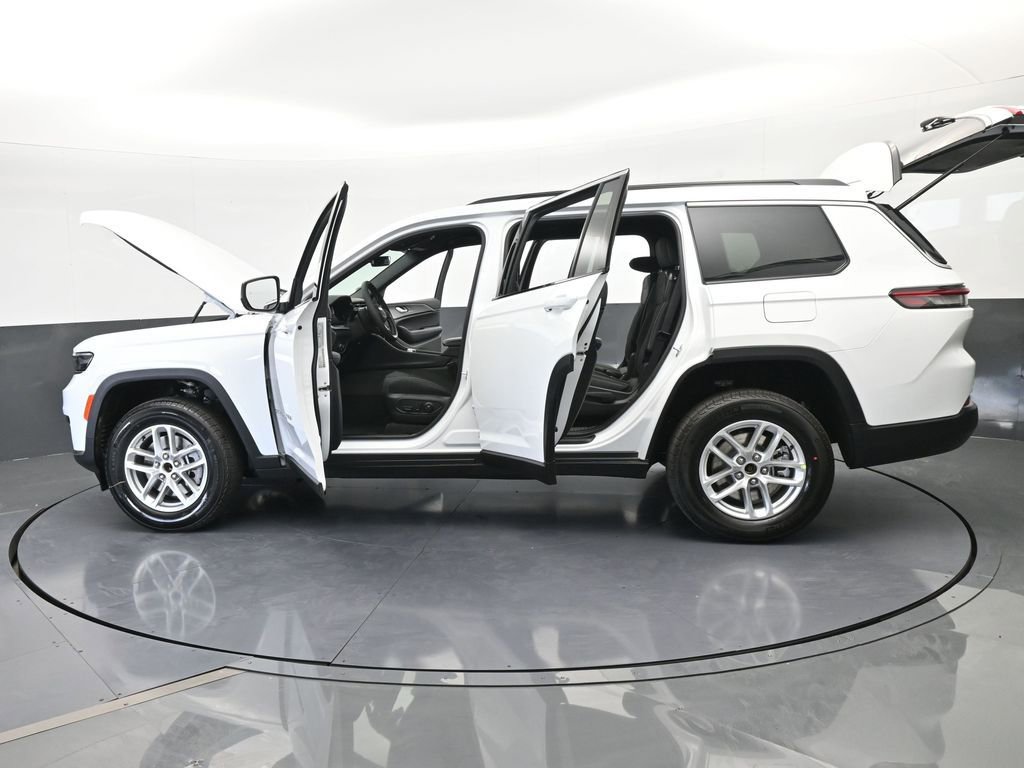 New 2026 Jeep Grand Cherokee L Laredo image 69