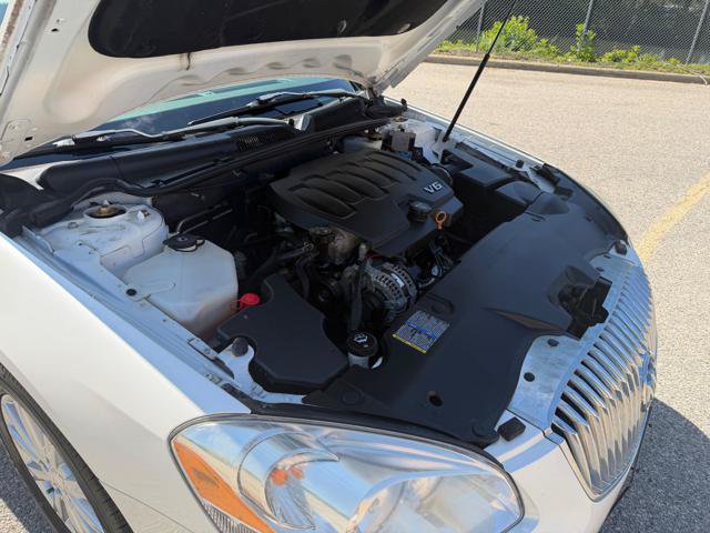 Used 2011 Buick Lucerne CXL FWD image 44