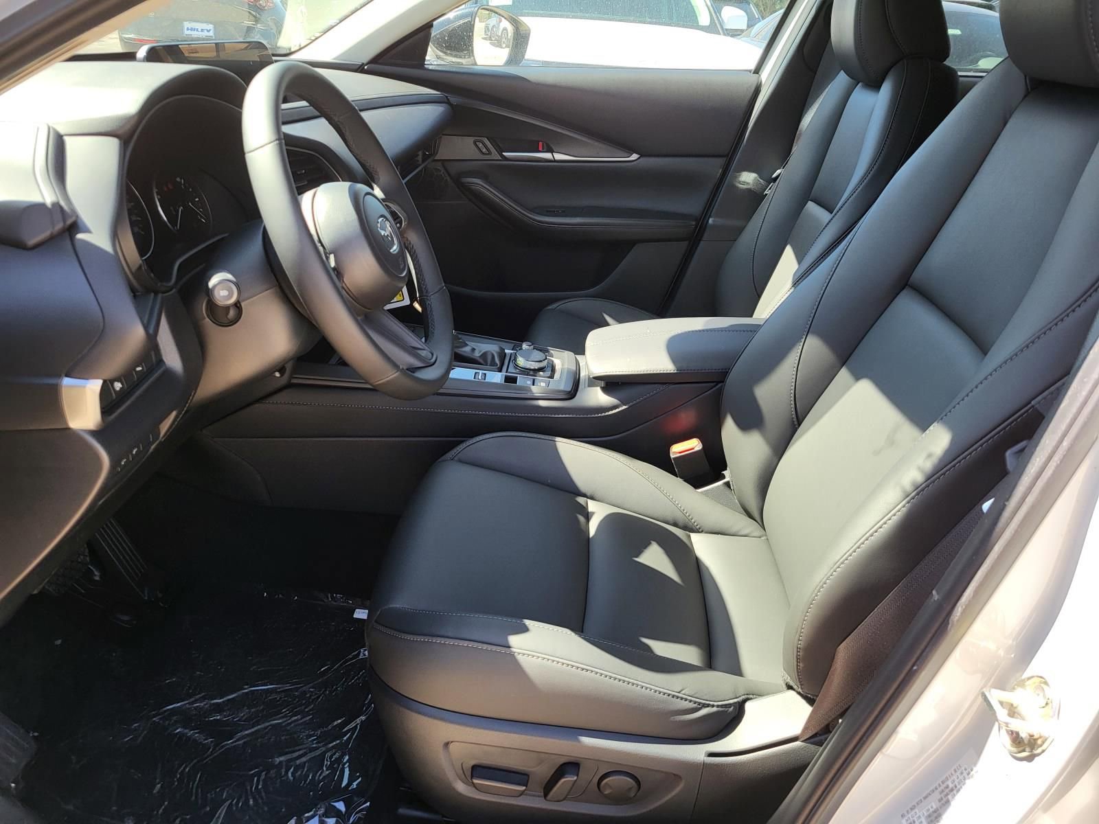 New 2026 MAZDA CX-30 AWD 2.5 S w/ Select Sport Pkg image 14