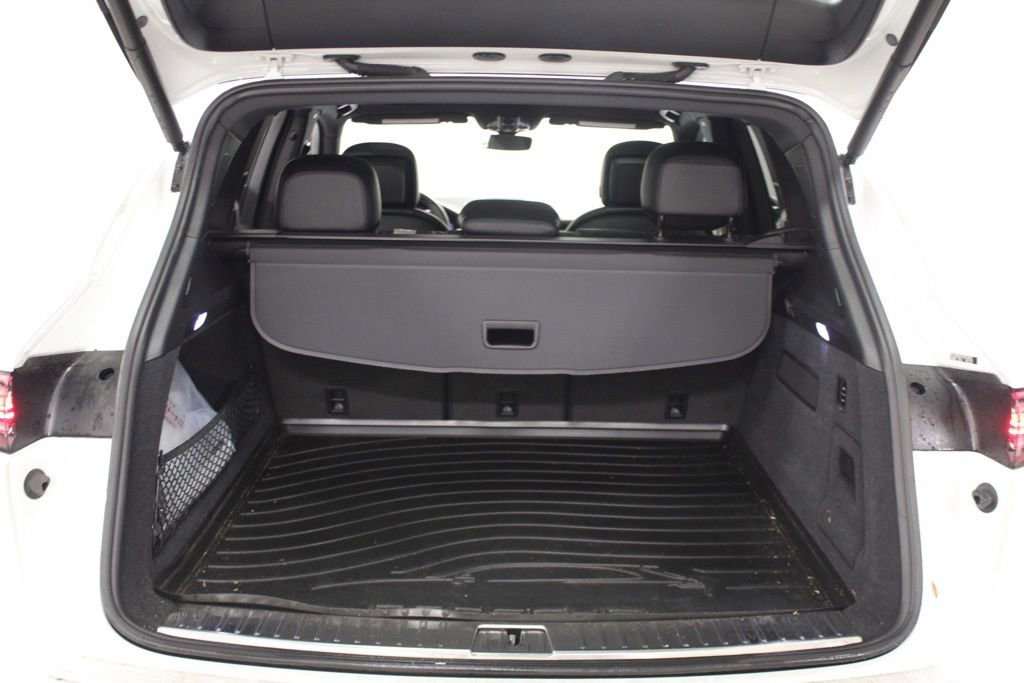Certified 2023 Porsche Cayenne S Platinum AWD/4WD image 34