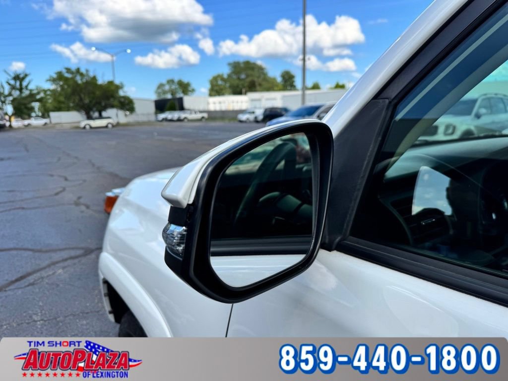 Used 2019 Toyota 4Runner SR5 Premium AWD/4WD image 17