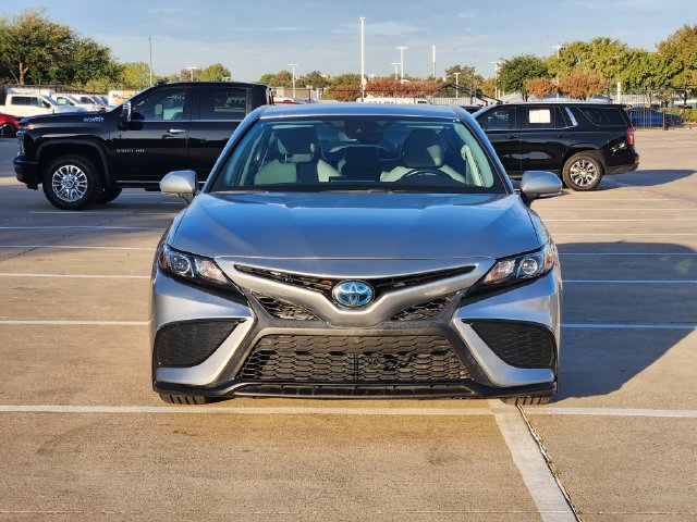 Used 2023 Toyota Camry SE FWD image 9
