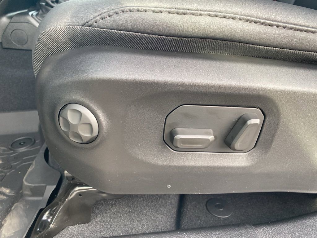 New 2026 Jeep Wrangler Unlimited Rubicon image 12