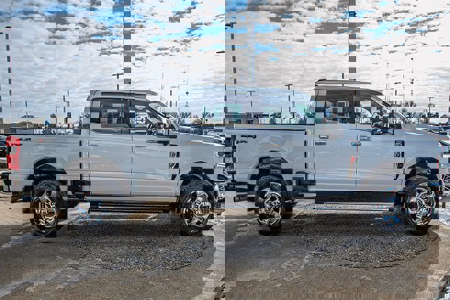 Used 2023 Ford F250 Lariat w/ Chrome Package image 6