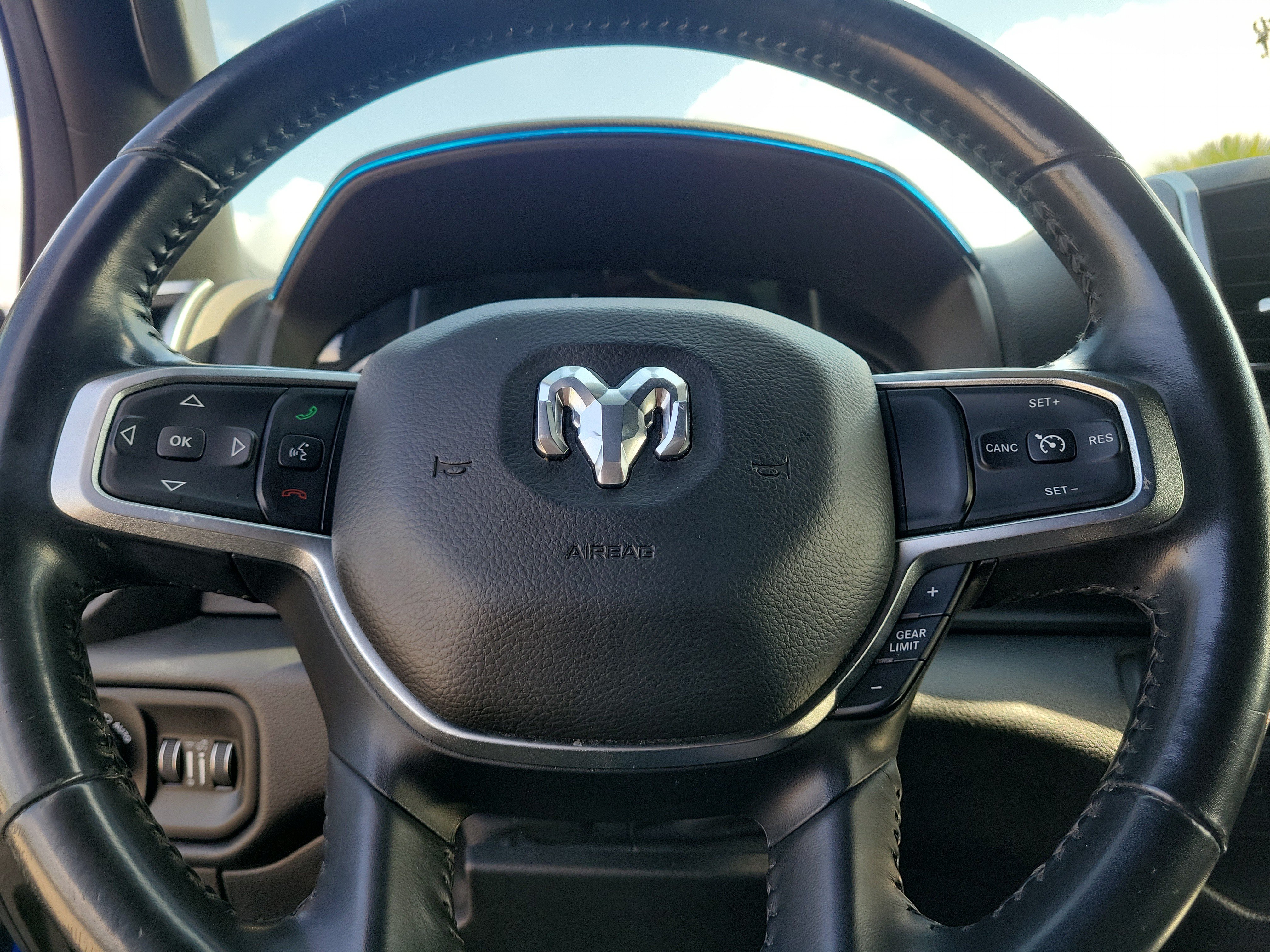 Used 2019 RAM 1500 Big Horn RWD image 17