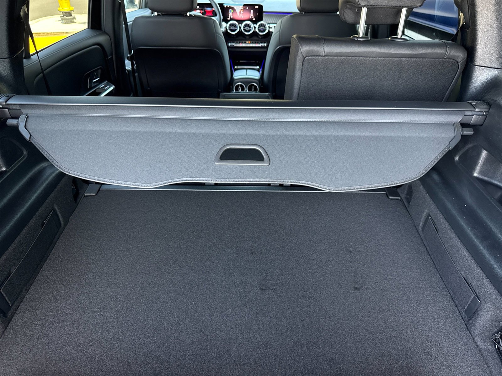 New 2025 Mercedes-Benz GLB 250 4MATIC image 16