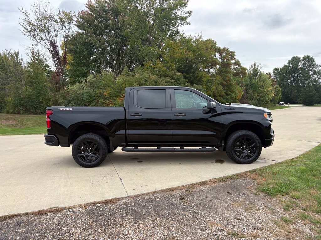 Used 2023 Chevrolet Silverado 1500 LT Trail Boss w/ Protection Package AWD/4WD image 10