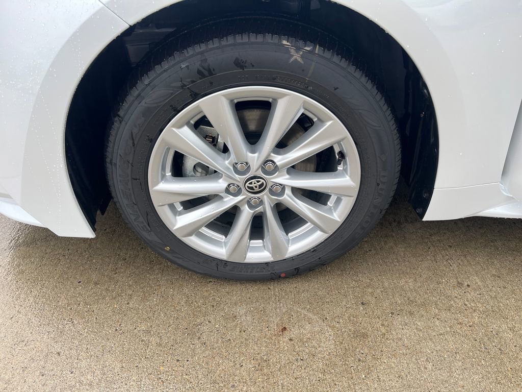 New 2026 Toyota Corolla XLE image 27