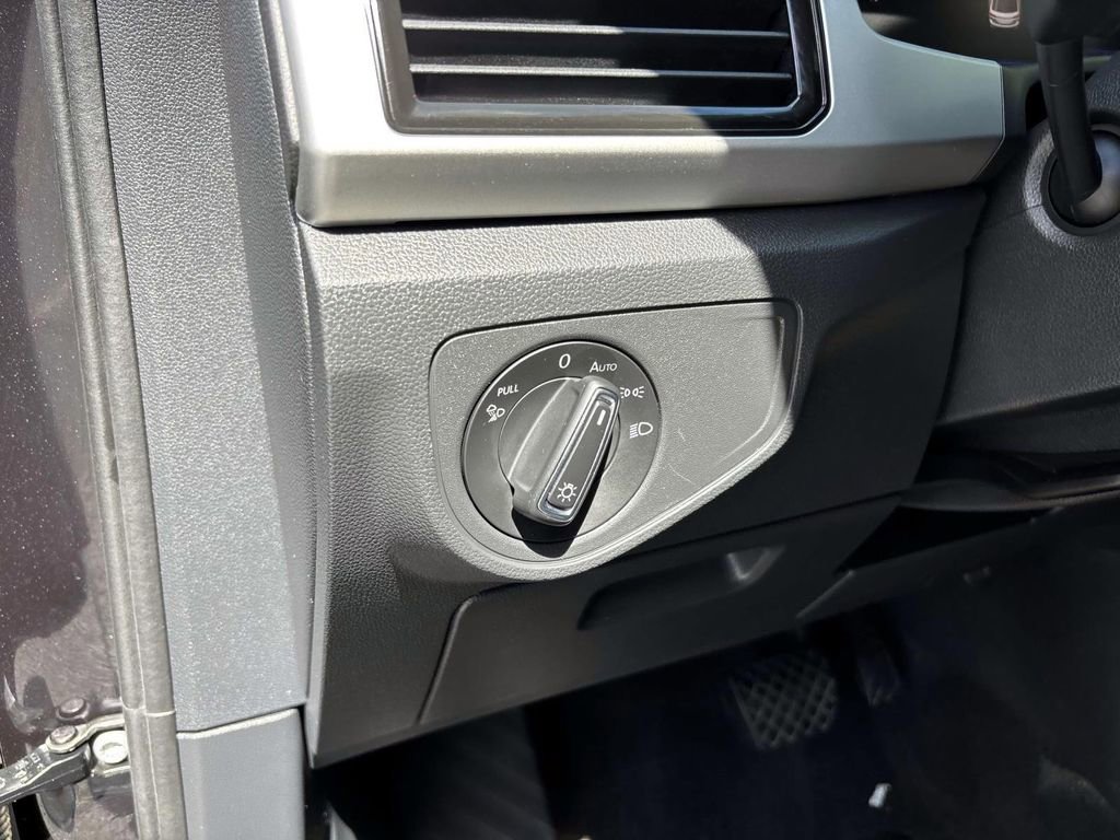 Used 2022 Volkswagen Atlas SE w/ Panoramic Sunroof Package image 15