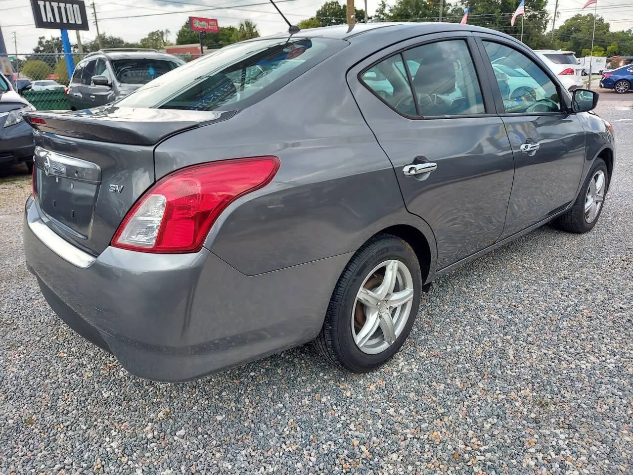 Used 2019 Nissan Versa SV image 6