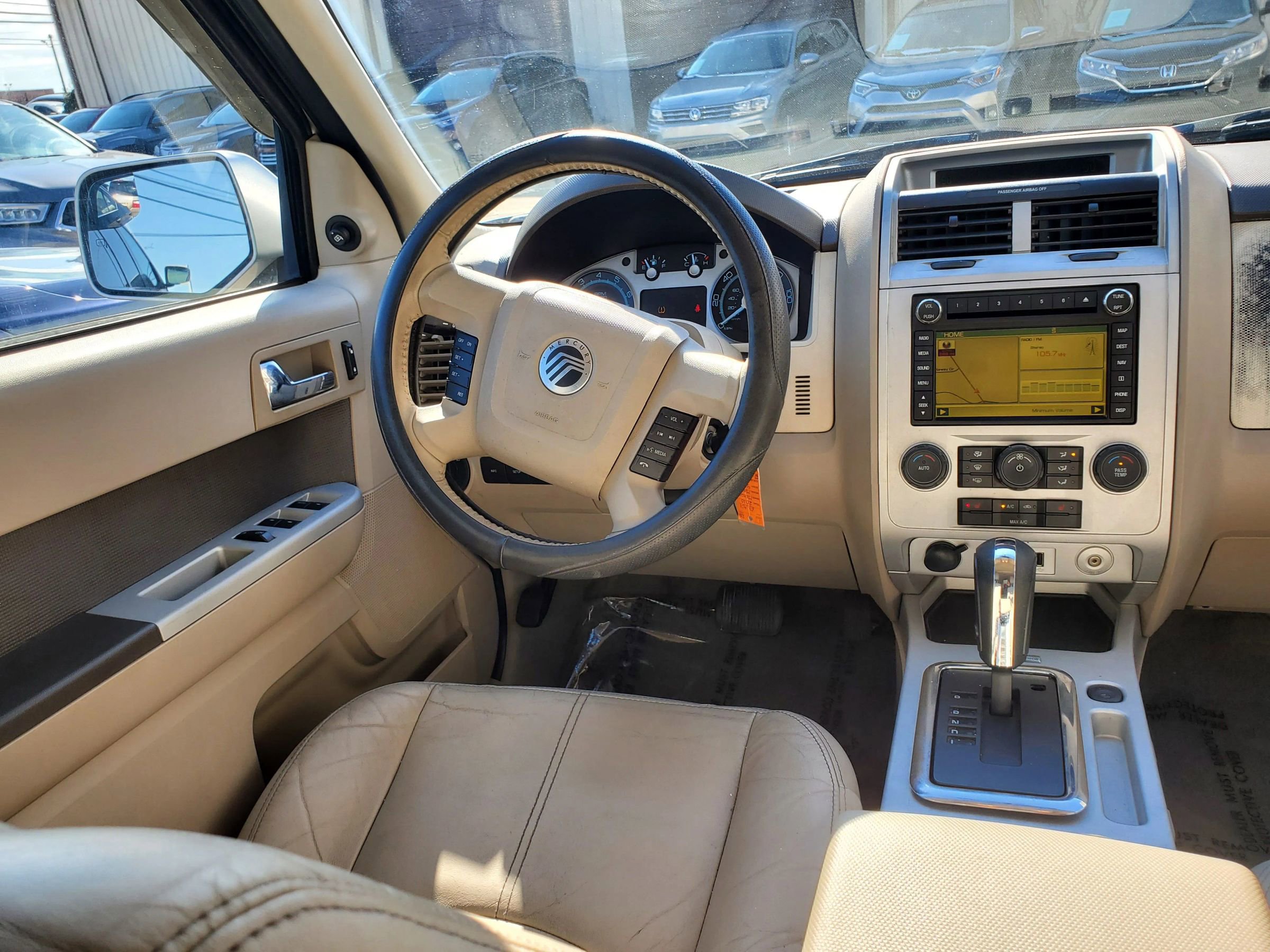 Used 2010 Mercury Mariner Premier image 30