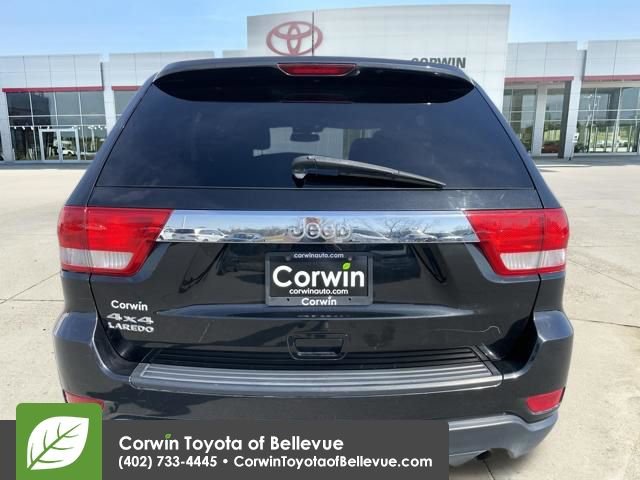 Used 2013 Jeep Grand Cherokee Laredo w/ Laredo E Group image 4