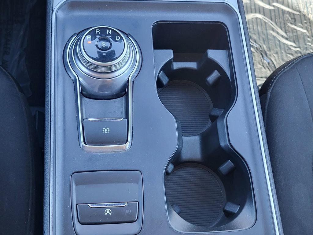 Used 2022 Ford Edge SE w/ Black Appearance Package image 23