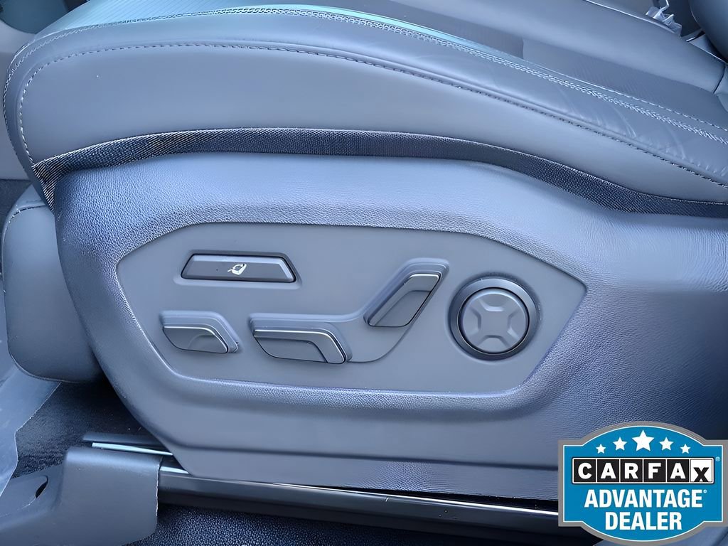 Used 2025 Hyundai Santa Fe Calligraphy FWD image 27