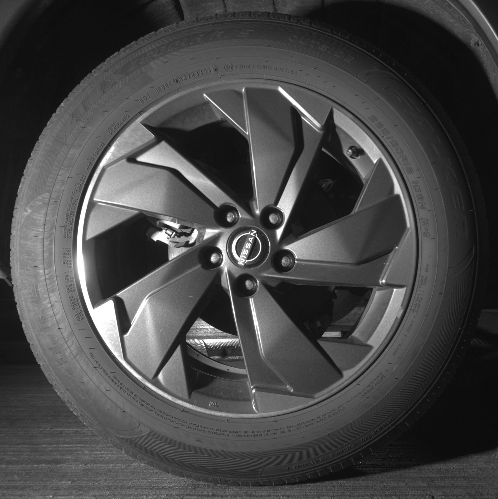 Used 2025 Nissan Rogue SV FWD image 15