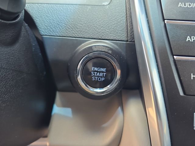 Used 2017 Toyota Camry XLE FWD image 26