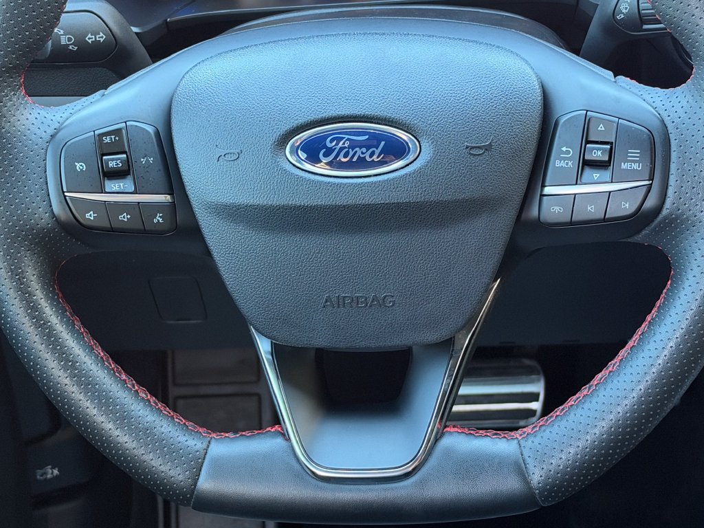 Used 2023 Ford Escape ST-Line Select AWD/4WD image 21