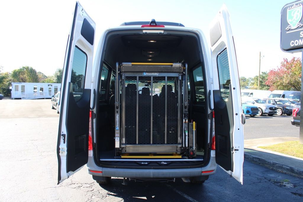 Used 2022 Mercedes-Benz Sprinter 1500 image 37